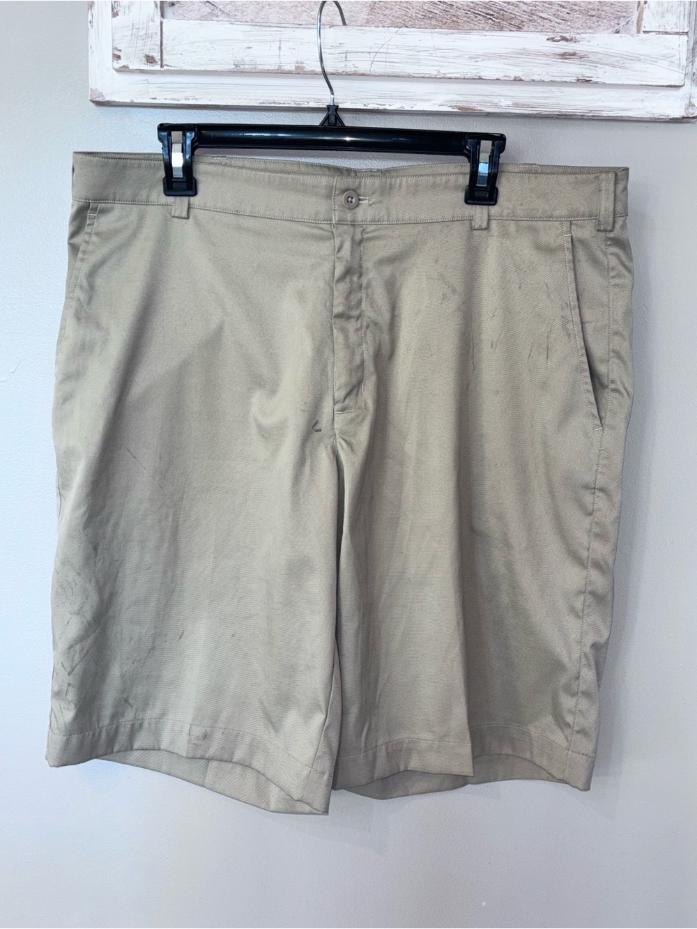 Nike Golf Standard Fit Tour Performance Dri-Fit Shorts Khaki Chino Sz 36